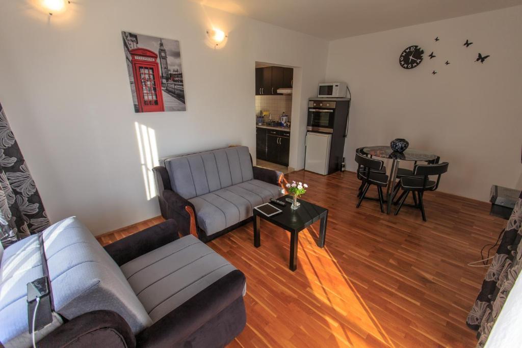 Apartmani Nica Светі-Стефан Екстер'єр фото