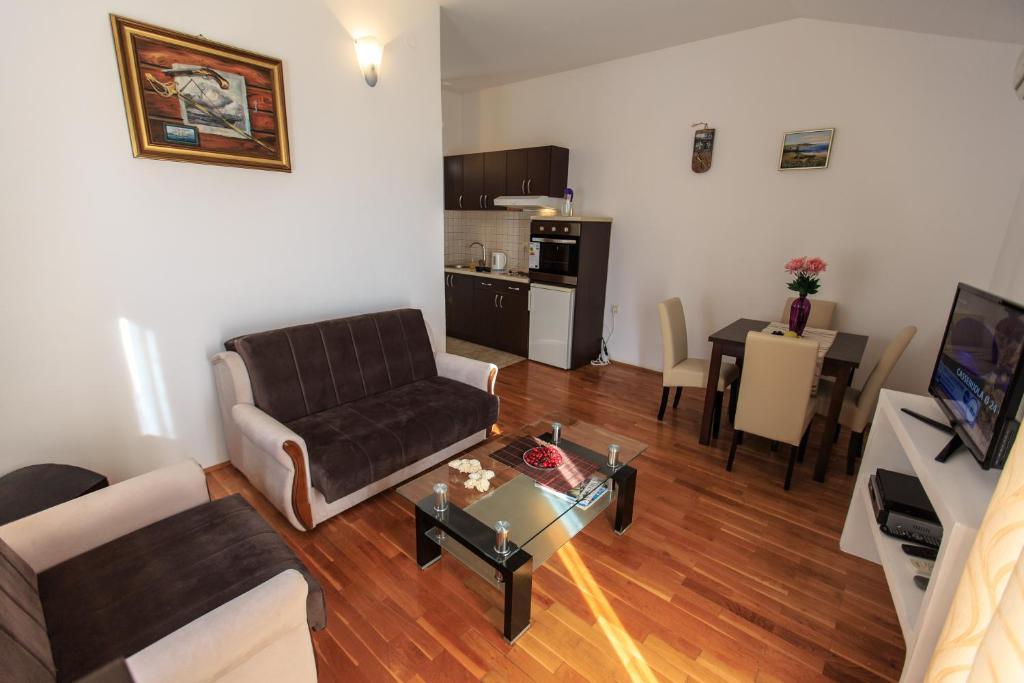 Apartmani Nica Светі-Стефан Екстер'єр фото